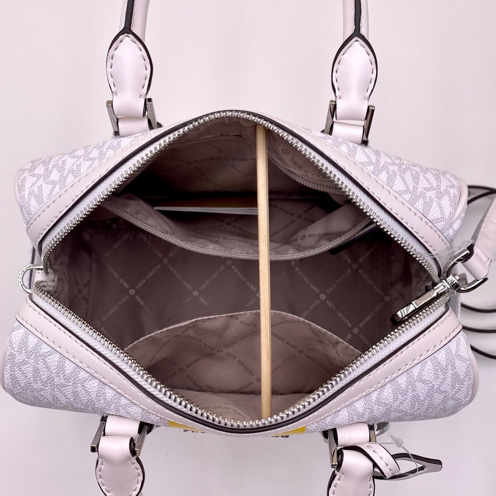 Michael Kors Bedford Crossbody Bag - Picture 5 of 11
